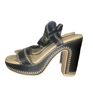 Skechers Womens Dark Brown and Tan Leather Platform Heels‎ Size 6